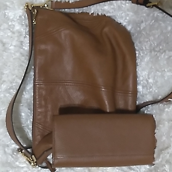 Michael Kors purse and wallet set - Picture 2 of 2